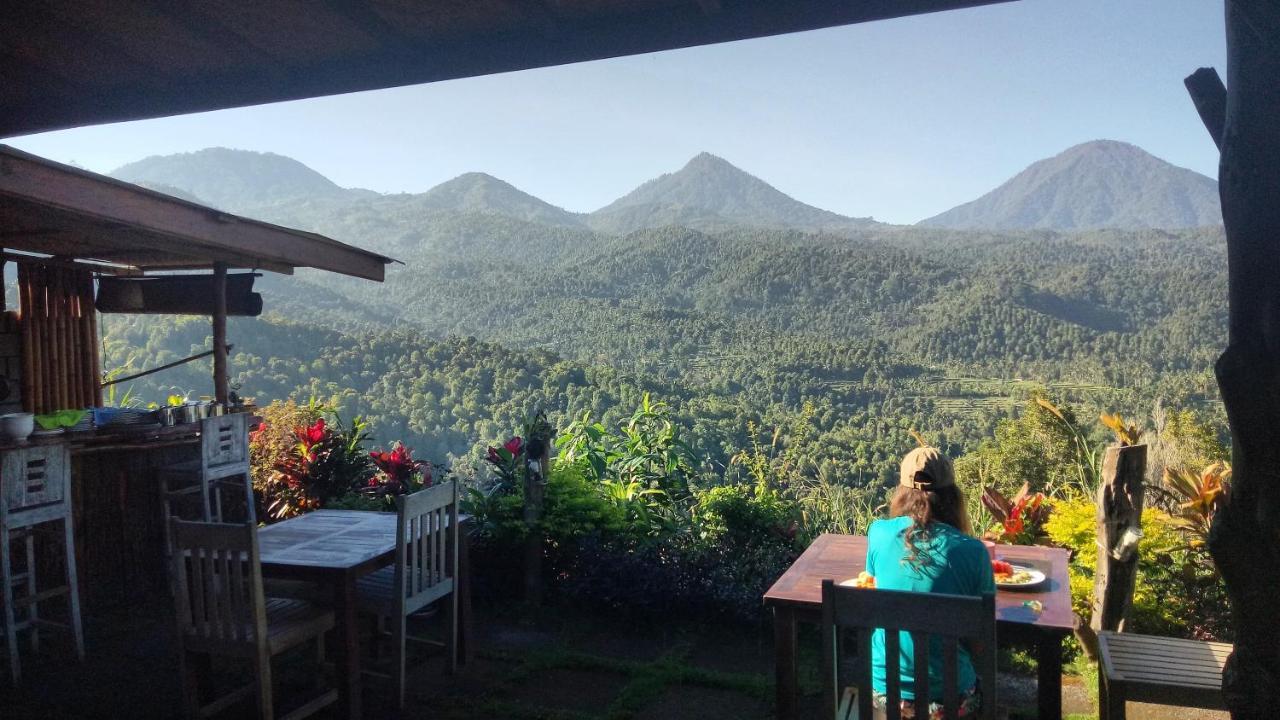 Made Oka Homestay And Warung Munduk Kültér fotó